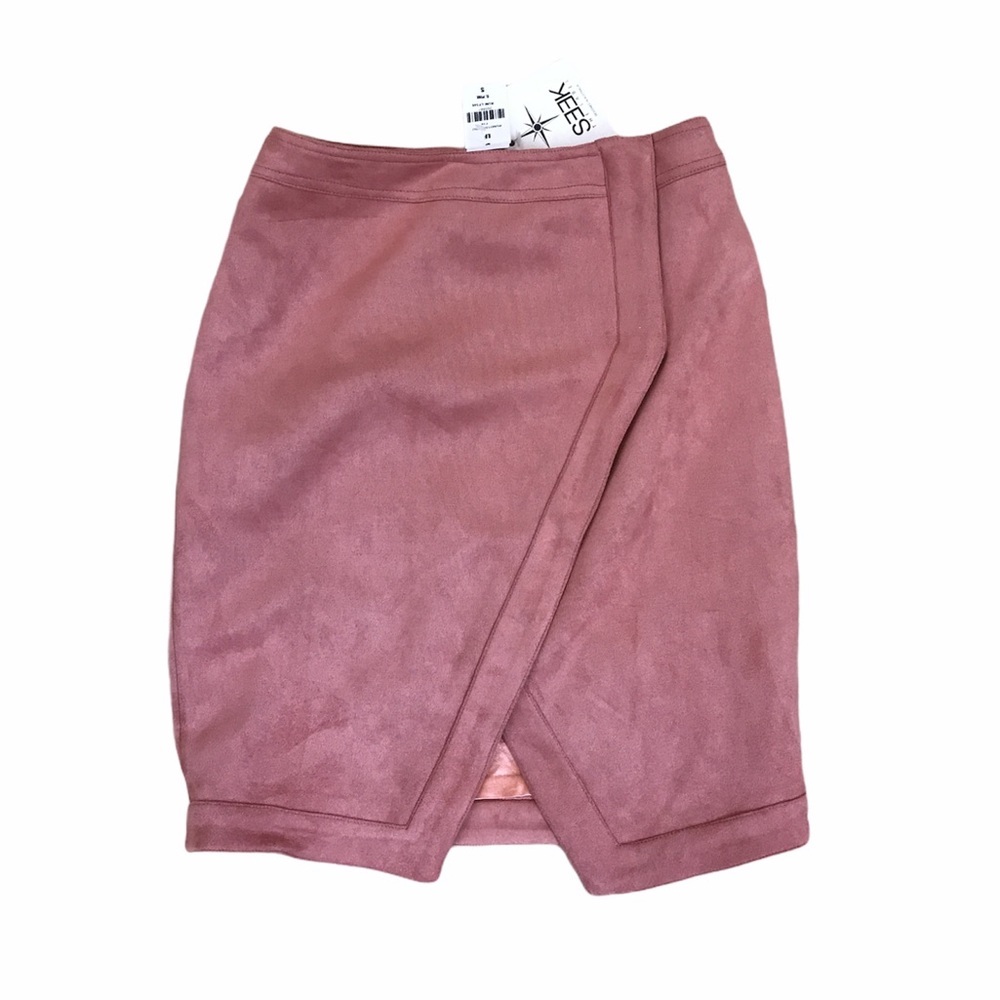 🆕LF | SEEK THE LABEL pink faux suede skirt